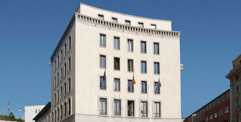 Piena rivalutazione dei vitalizi, un privilegio inaccettabile