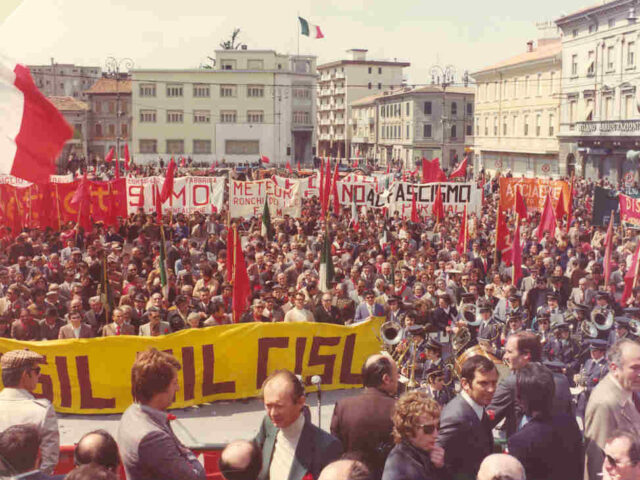 1.5.1980monfalcone manifestazione 1 maggio 1.5.1980monfalcone manifestazione 1 maggio